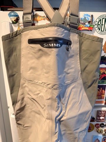 Simms Women Waders Size (Medium)